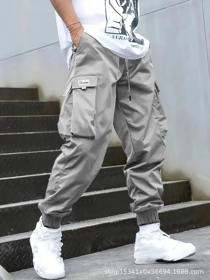 Men's Relaxed-Fit Cargo Jogger Pants