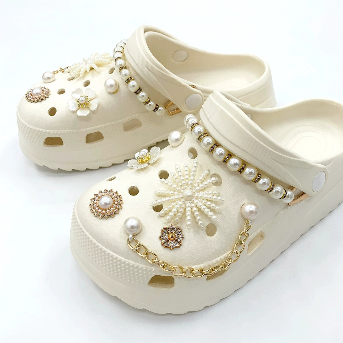 14-Piece Pearl-Style Shoe Charm Set
