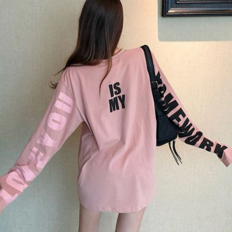 Women's Relaxed-Fit Letter-Print Long-Sleeve T-Shirt