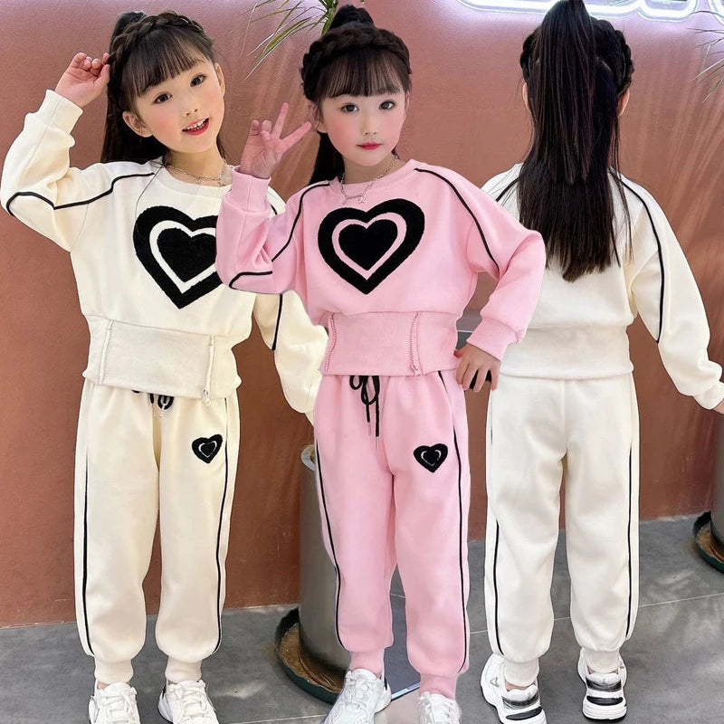 Girls’ Heart-Print 2-Piece Outfit – Long-Sleeve Top & Trousers