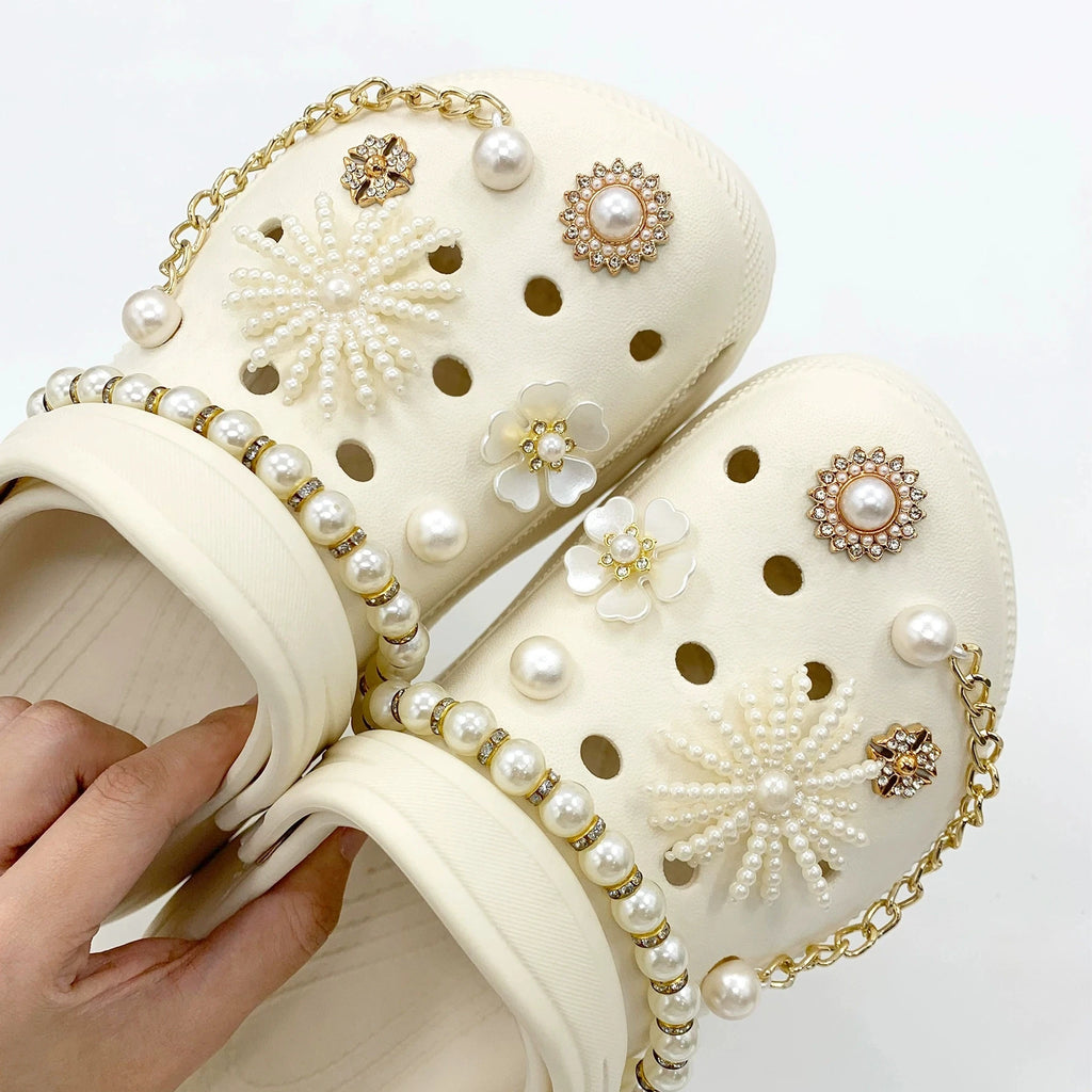 14-Piece Pearl-Style Shoe Charm Set