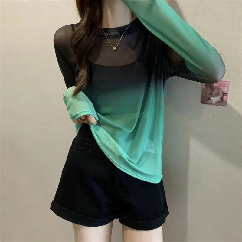 Women's Gradient Sheer Backless Long-Sleeve Top