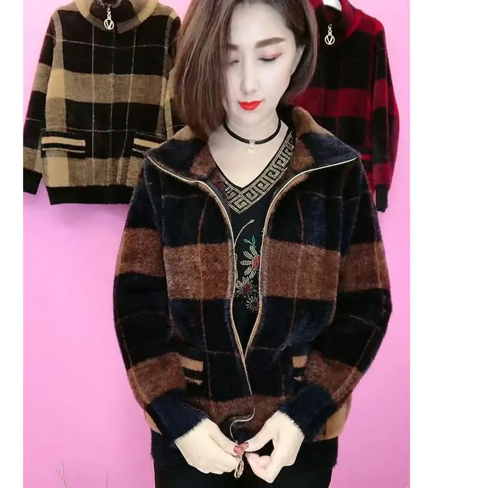 Women’s Thick-Knit Plaid Cardigan with Stand Collar