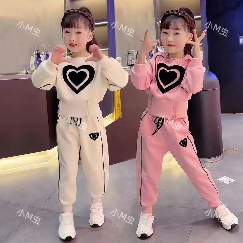 Girls’ Heart-Print 2-Piece Outfit – Long-Sleeve Top & Trousers