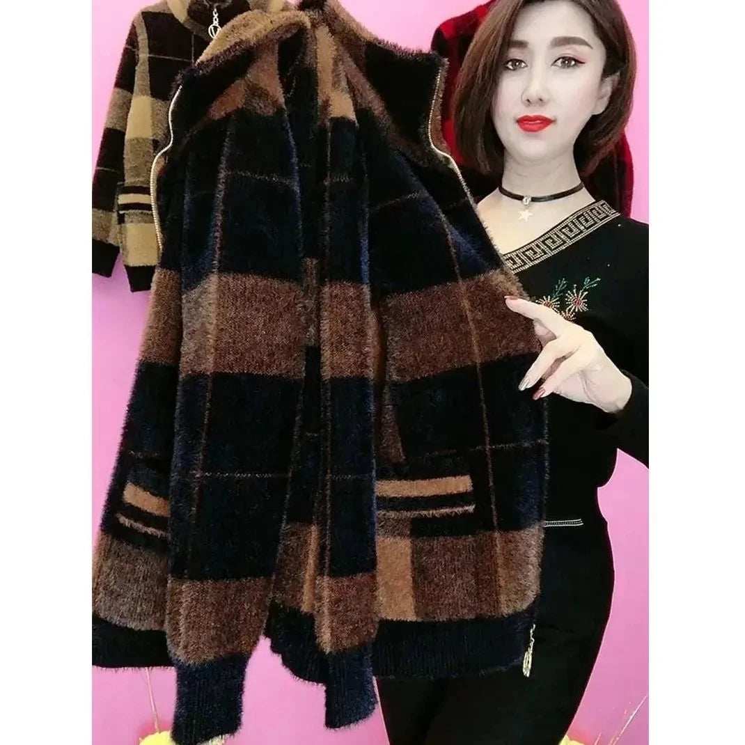 Women’s Thick-Knit Plaid Cardigan with Stand Collar