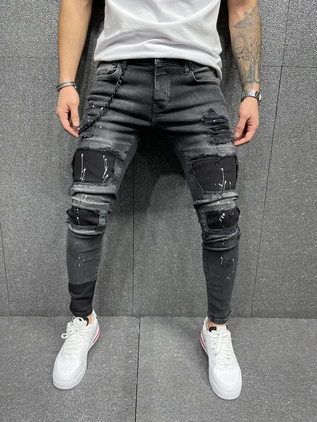 Men’s Ripped Slim-Fit Stretch Jeans