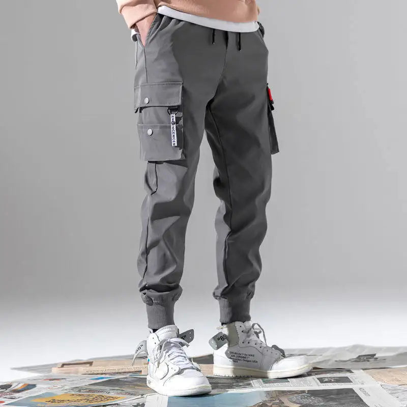 Men's Relaxed-Fit Cargo Jogger Pants